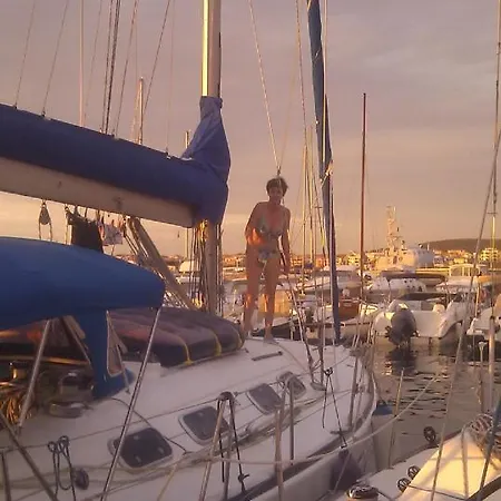 Sapore Di Vela - Escursioni E Pernottamenti Båthotell Alghero